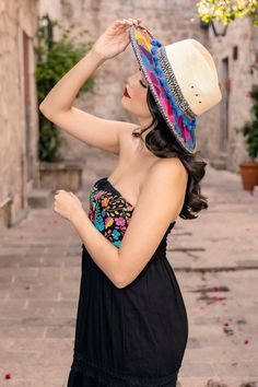 This beautiful Mexican Fedora is made out of Palm and has beautiful embroidered flowers.  It is perfect to add that special touch to any outfit.  The hat itself is made out of Palm and is very light and breathable. Find more colors here: https://www.etsy.com/es/listing/1002472377/sombrero-mexicano-de-palma-sombrero?ref=listing_published_alert Traditional Multicolor Hat Bands For Summer, Wide Brim Beach Hat For Cinco De Mayo, Wide Brim Hats For Beach And Cinco De Mayo, Wide Brim Straw Hat For Cinco De Mayo Festival, Traditional Hat For Beach And Cinco De Mayo, Traditional Hat For Cinco De Mayo Festival, Multicolor Hats For Vacation And Cinco De Mayo, Traditional Multicolor Panama Hat For Summer, Multicolor Wide Brim Panama Hat For Festivals