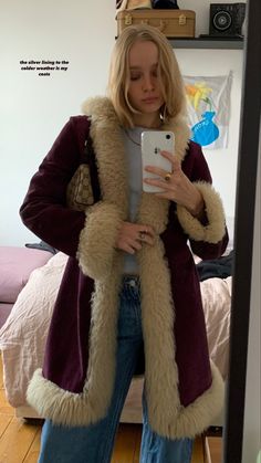 Maddi Waterhouse, Sheepskin Coat, Vogue Japan, Vanity Fair, Fur Coat, Outfit Ideas, Vogue, Photographer, How To Wear