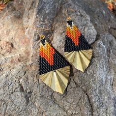 Handwoven seed bead earrings with brass piece. Seed Bead Earrings, Bead Earrings, Brass Metal, Seed Bead, Beaded Earrings, Jewelry Earrings Dangle, Seed Beads, Dangle Drop Earrings, Hand Weaving