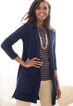 Nwt, Talbots Navy Sweater Blazer. Single Button Closure. Patch Pockets. Side Vents. Cotton/ Rayon Blend -Machine Wash. Length 32" Armpit To Armpit 20" Great Reviews! Blue Blazer Outfits For Women, Navy Blazer Outfits, Talbots Outfits, Winter Outfits For School, Casual Work Outfits Women, Blazer Outfits For Women, Outfits For School, Pocket Sweater, Talbots Sweater