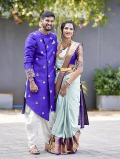 Husband Wife Combo Dress Indian, Engagement Matching Outfits, Couple Traditional Outfits Indian Saree, Matching Couple Outfits For Wedding, Marathi Wedding Couple Dress Combination, Indian Couple Outfits Matching, Matching Traditional Outfits For Couples, Engagement Saree Engagement Saree Indian, Couple Twinning Outfits Indian