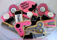 Hair Stylist Graduation Party Ideas, Cosmotology Gift Ideas Graduation, Cosmetologist Graduation Party, Cosmetology Graduation Cake Ideas, Beauty School Graduation Party Ideas, Hairdresser Graduation Party Ideas, Graduation From Cosmetology School, Beauty Salon Grand Opening Ideas, Beauty School Graduation Party