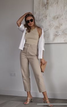 Neutral Spring Outfit Minimal Classic, Casual Eating Out Outfit, Casual Chic Dresses, Neutrals Outfit, What Was I Thinking, Classic Style Outfits, Effortlessly Chic Outfits, Fashion Fail, Paris Outfits