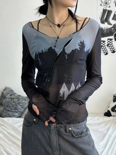 Vevesc See Through Gauze Vintage Print Crop Top Autumn Long Sleeve Fashion Bottoming Tshirts Y2k Aesthetic Harajuku Slim Women T-shirt S Shoulder:36 cm Bust:78 cm Length:48 cm Sleeve: 72cm M Shoulder: 37cm Bust: 80cm Length:49 cm Sleeve: 73cm L Shoulder: 38cm Bust:86 cm Length:50 cm Sleeve:74 cm "Size mearsured by ourselves, sometimes has some errors, but always within 3cm." Crop Top Autumn, Printed Beach Dresses, Split Long Dress, Graphic Crop Top, Long Bodycon Dress, Long Sleeve Fashion, Fashion Bottoms, Beach Dresses Summer, Crop Top Tees