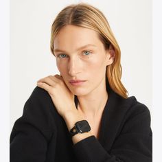 Made exclusively for your Apple Watch®, our braided leather band is inspired by the artistry of basket-weaving. Designed to sit comfortably on your wrist, it is perfect for everyday wear. To attach, push the quick-release button on the back of the watch to slide out and replace the existing band. Apple Watch Black Women, Apple Watch Black, Tory Burch Watch, Womens Designer Watches, Apple Watch Fashion, Watch Women's, Designer Watches, Watch Review, Smart Watches