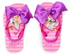 start_elivehelp_btncode end_elivehelp_btncode JoJo Siwa Beach Flip Flops by Nickelodeon Please do not miss the chance to own a brand new pair of  JoJo Siwa  flip flops with an option to purchase a matching pair of JoJo Siwa sunglasses (as pictured). We have other sizes and designs you can also purchase instantly with the "BUY IT NOW" feature. Just click the store icon above and visit the "Girls Beach Footwear" category to view our entire selection. Please contact us through the eBay message syst Adjustable Cute Flip Flops For Vacation, New Jojo, Aladdin Birthday Party, Beach Footwear, Dress Up Shoes, Bow Flip Flops, Flip Flops Beach, Toes Designs, Bow Sandals