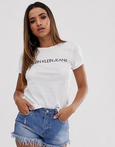 White Tshirt Outfit Women, White Tshirt Outfit, Tshirt Outfit, Calvin Klein White, Calvin Klein Women, Outfit Women, Tshirt Outfits, Online Tops