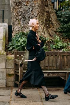 Southwark Cathedral, Iris Law, Helena Bonham, Bonham Carter, Helena Bonham Carter, Mode Inspo, Kate Moss, Jewelry Inspo, Vivienne Westwood