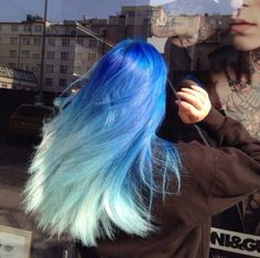 Blue Ombre Hair, Hair Color Crazy, Pastel Hair, Hair Dye Colors, Hair Inspiration Color, Hair Inspo Color, Rainbow Hair