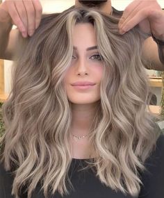 Mushroom Blonde Hair Color, Trendy Fall Hair Color