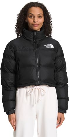 Inspired by the iconic design of the 1996 original  the boxy and relaxed-fitting Nuptse Short women's jacket by The North Face is warm  durable and water repellent for tackling urban adventures. Nuptse Short Jacket, Recycled Outfits, The North Face Puffer, Short Puffer Jacket, Nuptse Jacket, North Face Nuptse, Ladies Short Jackets, North Face Puffer Jacket, Retro Shorts