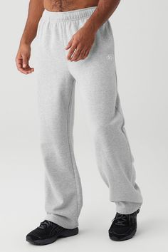 Okay, so we’re pretty much obsessed with this new, straight-leg version of the Accolade Sweatpant — it’s a super soft, leveled-up classic with a chrome Alo logo detail and powerful, performance tech for studio & street. Wear it in cold weather with a bold jacket and transition to warmer weather with slides. Classic Straight Hem Loungewear Bottoms, Alo Yoga Casual Straight Leg Bottoms, Casual Alo Yoga Pants In Neutral Color, Alo Yoga Straight Leg Pants For Fall, Classic Pants With Straight Hem For Loungewear, Classic Straight Hem Pants For Loungewear, Relaxed Fit Alo Yoga Pants, Alo Yoga Casual Straight Leg Pants, Alo Yoga Wide Leg Casual Bottoms