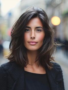 Long Bob With Textured Ends, Long Bob On Wavy Hair, Layered Bob Hairstyles Brunette, Texturized Long Bob, Long Bob Thick Hair Wavy, Long Layered Bob Brunette, Long Soft Bob, Stacked Bob Haircut Medium Length, Lob Black Hair