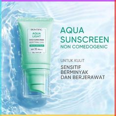 Aqua Light Daily Sunscreen SPF 35 PA    
100% Original, Bpom 
exp. 03/2027

Sunscreen dengan kandungan Allantoin, Trehalose, dan Tremella yang berfungsi menenangkan kulit serta memberikan hidrasi. 

Tekstur water-burst yang ringan, terasa segar saat mengaplikasikan ke kulit wajah. Mengandung SPF 35  PA    dengan teknologi Tinosorb S Lite Aqua, mencegah kekusaman sepanjang hari akibat oksidasi sebum. 

Tanpa whitecast, tidak lengket, cocok untuk kulit acne prone dan berminyak.

Ukuran: 30 ml
No BPOM: NA11241700002

Manfaat:
- Melindungi kulit dari paparan sinar matahari
- Tekstur ringan yang menyejukkan, cocok untuk kulit berminyak dan berjerawat
- Tanpa whitecast dan kusam 

Hero Ingredients:
- Allantoin : Menenangkan dan mengunci kelembaban pada kulit
- Trehalose : Melembabkan dan sebagai Oily Face, Daily Sunscreen, Acne Skin, Spf Sunscreen, Light Texture, Face Sunscreen, Facial Moisturizer, Acne Prone Skin, Skin Protection