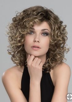 curly bob hairstyles with bangs Haircuts For Curly Hair, Curly Lace Front Wigs, Beautiful Curls, Curly Hair With Bangs, Penteado Cabelo Curto, Hair Replacement, Curly Hair Cuts, Short Curly Hair, Long Curly Hair