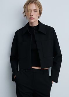 Cropped jacket with pockets - Woman | MANGO USA Fashion Week Street Style Outfits, Black Cropped Jacket, Khaki Trench, Oversized Crop Top, Khaki Trench Coat, London Fashion Week Street Style, Coat Trends, Cropped Leather Jacket, Jacket With Pockets