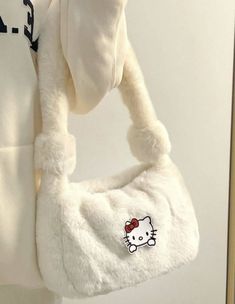 Winter Hello Kitty, Sanrio Things, Cute Shoulder Bag, Images Hello Kitty, Hello Kitty Purse, Y2k Shoulder Bag, Kitty Clothes, Kitty Items, Hello Kitty Clothes