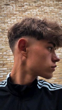 Low Fade Haircut Men's, Young Men Haircuts, Low Taper Fade Haircut, Men Fade Haircut Short, Κούρεμα Bob