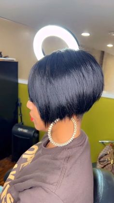 🔥🔥 Another Slay . . follow @glamfabhair_ for your daily hair inspiration . .check out my story daily for more 😍 . . . . . . . .… | Instagram Short Bobs Haircuts For Black Women, 2024 Short Bob Hairstyles, Short Bob Haircuts Black Women, Short Bob Quick Weave, Short Bob Cuts For Black Women, Short Bobs For Black Women, Short Bob Hairstyles For Black Women, Very Short Bob Black Women, Big Short Hair