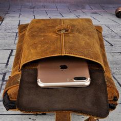 Rugged Leather Bag With Zipper Pocket, Rugged Brown Bag With Zipper Pocket, Messenger Bag For Men, Vintage Messenger Bag, Men Bag, Dark Coffee, Tech Gear, Horse Crazy, Messenger Bag Men