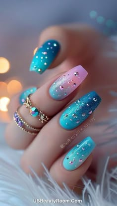 Mint Green Nail Designs, Mint Green Nails, Blue Ombre Nails, Baby Blue Nails, Chic Nail Art, Green Nail Designs, Blue Nail Art, Ombre Nail Designs, Green Nail