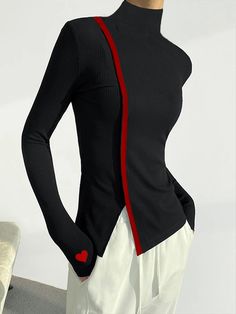 Stand Collar Color Block Heart Urban Long Sleeve T-Shirt Mode Edgy, Turtleneck T Shirt, Long Sleeve Turtleneck, Looks Chic, Casual Black, 가을 패션, Mode Inspiration, Long Sleeve Casual, Look Fashion