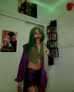 Joker Female Halloween Costumes, Joker Aesthetic Outfit, Joker Costume Aesthetic, Joker Costume Black Female Outfit, Black Joker Costume, Joker Makeup Women, Joker Costume Female Outfit Corset, Women Joker Halloween Costumes