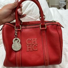 Beautiful Used Carolina Herrera Andy Bag In Great Condition. Red Bags With Gold-tone Hardware For Shopping, Carolina Herrera Bags, Red Handheld Bags With Gold-tone Hardware, Red Shoulder Bag With Gold-tone Hardware For Shopping, High-end Red Shoulder Bag With Branded Hardware, Luxury Red Shoulder Bag With Gold-tone Hardware, Carolina Herrera, Limited Time, Bag Lady