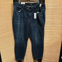 Nwt Judy Blue Cropped Jeans Size 24 W Plus Size High Waisted .Perfect With Some Boots For Fall 25 “ Inseam Boots For Fall, Judy Blue Jeans, Dark Wash Jeans, Wash Jeans, Cropped Jeans, Blue Jeans, Jeans Size, Women Jeans, High Waisted