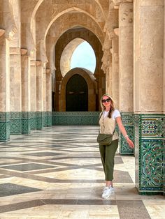 Avec Amber styling outfits for a visit to Casablanca, Morocco. Full post: https://avecamber.blogspot.com/2024/11/travel-log-casablanca-morocco.html Styling Outfits, Casablanca Morocco, South Africa Travel, Modern Moroccan, Taxi Driver, Belly Dancers, Africa Travel, Casablanca