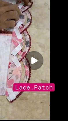 Sowing Tricks, Poncho Design, Sewing Pants, Dress Book, Dress Design, Sewing Hacks, Stylish Dresses