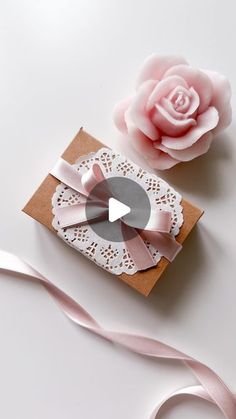 Tutorials Diy, Brown Paper Packages, Instagram Tutorial, Brown Paper, Food Gifts, Diy Party, Dollar Stores, Origami, Gift Box