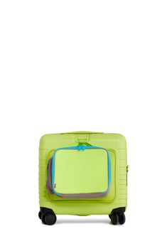 Their lunches deserve to be seen. Pack their favorite snacks in style while keeping them cool and contained in our insulated compartment. Sized to fit food storage containers and designed with an easy-to-clean interior, this lunchbox is sure to be little one approved. Green Rectangular Lunch Box For Travel, Green Rectangular Travel Lunch Box, Rectangular Green Lunch Box, Functional Rectangular Lunch Box For Storage, Lunchbox For School, Lunchbox For Kids, Car Snacks, School Lines, Utensil Storage