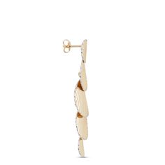 If you’re looking for stunning, sophisticated and unconventional, these two-tone dangle earrings in 14k white and yellow gold check every box. As part of our Toscano Collection, they are expertly crafted in Italy and made for a lifetime of fashion. The white gold borders enhance the seashell-like texture for a truly unique look. 14k White Gold Linear Earrings, 14k Gold Dangle Earrings With Plating, Yellow Gold Diamond Cut Earrings For Evening, Yellow Gold Sterling Silver Diamond Earrings For Evening, Polished Yellow Gold Diamond Earrings For Evening, Elegant 14k Gold Plated Earrings, Elegant 14k Gold Earrings With Plating, Evening Yellow Gold Sterling Silver Diamond Earrings, Yellow Gold Drop Earrings With Plating