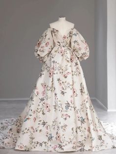 MQTIME - Sexy Off-shoulder Puff Sleeve Wedding Dress Women Floral And Butterfly Print Long Tailing Party Dress Toast Clothing Prom Dresses Long Sleeves, Evening Wear Dresses, Prom Dresses Elegant, Fotografi Vintage, Plus Size Formal Dresses, Girls Formal Dresses, Semi Formal Dresses, Formal Dresses Short, Evening Dress Fashion