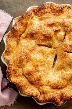 Grandma's Crisco Pie Crust Recipe - Coley Cooks Old Fashioned Apple Pie, Apple Glaze, Baked Apple Pie, Apple Filling, Apple Pie Recipes, No Bake Pies, Brown Paper Bag, Brown Bag, Old Recipes