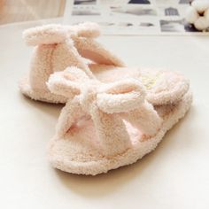 These fluffy mules are perfect for both indoor and outdoor wear during the winter and fall, offering non-slip protection and a thick sole for ultimate comfort. Comfortable Fluffy Slippers For Spring, Super Soft Indoor Slippers For Spring, Cozy Super Soft Slippers For Spring, Super Soft Spring Slippers With Round Toe, Comfy Non-slip Slippers For Spring, Cheap Slippers, Fluffy Slippers, Indoor Slippers, Warm Shoes