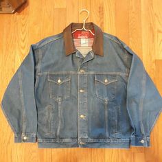 Marlboro Country Store Leather & Blue Denim Jean Jacket Vintage '90's Mens Size Large. Leather collar. Fancy Buttons. Large inside pockets, see pic with envelope! Measurements: Pit to pit 25" Back length 27" Sleeve, top of shoulder to cuff, 23 1/2" Condition is "Pre-owned".  See pics for very minimal wear. No holes or tears.  Nice Condition for Vintage!! Shipped USPS Priority 05-21 mc Brown Denim Jacket For Streetwear, Casual Brown Denim Jacket, Fancy Buttons, 90s Mens, Leather Denim, Country Store, Jacket Vintage, Leather Collar, Denim Jean Jacket