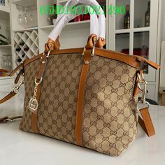 LUB Fashion - GCI Bags - 10891 A+ Excellent Quality copies; Contact us if you've any questions in your mind. Colors For Dark Skin, Handbag Heaven, Ladies Handbags, Branded Packaging, Trendy Tote, Gucci Handbags, Gucci Bags, Bags Designer Fashion, Grade 1