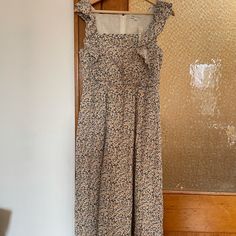 Brand New W Tag Beige Midi Dress With Ditsy Floral Print, Casual Beige Midi Dress With Ditsy Floral Print, Chic Beige Ditsy Floral Dress, Dolman Dress, Cotton Gauze Dress, Grey Midi Dress, Cotton Sundress, Gauze Dress, Ruffle Sleeve Dress