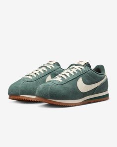 Nike Cortez Vintage Suede Women's Shoes. Nike.com Nike Cortez Vintage, Suede Shoes Women, Vintage Suede, Nike Cortez, Dear Santa, Shoes Nike, Shoe Collection, Fashion Inspo Outfits, Women's Shoes