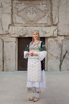 Serbian Clothing, Slavic Folklore, Serbian Recipes, Folk Clothing, European Dress, Serbia And Montenegro, Basic Embroidery Stitches, Costume Patterns, Folk Dresses