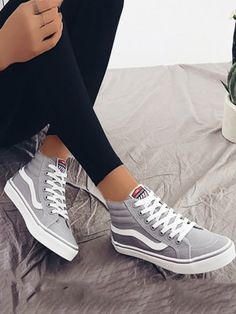 Vans Slip On Outfit, Tenis Vans, Vans Outfit, Shoes Vans, White Vans, Hype Shoes, High Top Vans