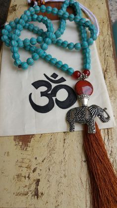 Turquesa e pedras: Ágata e cornalina Mala Bracelet Diy, Amazonite Jewelry, Chinese Jewelry, Ceramic Necklace, Beaded Necklace Diy, Long Beaded Necklace, Mala Bracelet, Yoga Jewelry