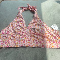 Nordstrom Womans 3x Floral Pink & Orange Halter Top *Nwt* Arrives New Halter Top Tie Neck Colorful And Cute Y2k Retro 70s Style Pink And Orange Outfit Summer, Nordstrom Sleeveless Summer Tops, Nordstrom Sleeveless Tops For Summer, Nordstrom Sleeveless Tops For Spring, Pink Triangle Top For Beach Season, Cute Halter Tops, Flora Outfits, Cute Pride Outfits, Hippie Aesthetic Outfit