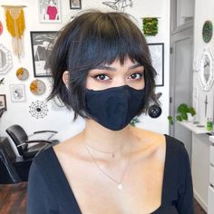 Bob W Bangs, French Bobs, Chin Length Haircuts, Geometric Hair Clip, Thick Wavy Hair, Hair Brained, Edgy Hair