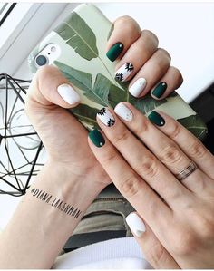 Nails 2018, Holiday Nail Art, Spring Nail Art, Short Nail Designs, Pedicures, Floral Nails, Manicure E Pedicure, Holiday Nails