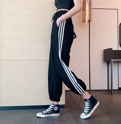 High Waist Stripe Casual Jogger Pants Celana Jogger, Celana Jogger Wanita, Harajuku Clothes, Jogger Pants Outfit, Badass Outfit, Dance Outfits Practice, Jogger Pants Casual, Practice Outfits, 2020 Fashion Trends