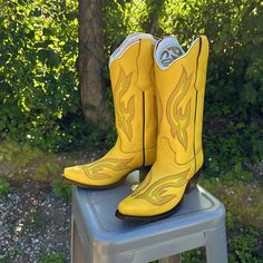 These Stunning Cowgirl Boots Are Always The Talk Of The Town. Made Of All Yellow Leather With Stitch. Inside It Red Cow Leather. Also The Sole And Heels Are All Leather. This Is A Handmade Boot With 3/4 Good Year Welt. 12” High On The Leg And A 1 3/8” Stacked Leather Heel. These Have A Good Sole Cushion Inside So If You Are Between Size Go Up 1/2. If You Don’t See Your Size Ask. Western Style Yellow Boots For Spring, Summer Festival Snip Toe Boots, Fitted Leather Summer Boots, Fitted Leather Boots For Summer, Yellow Western Boots With Round Toe, Yellow Western Leather Boots, Yellow Pointed Toe Boots For Summer, Retro Summer Boots With Round Toe, Retro Round Toe Summer Boots