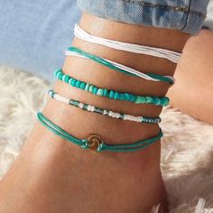 5 Piece Sea Foam Ocean Themed Bracelet Set. One Size Fits Most. Nwt! Pet Free/Smoke Free Home! Bundle To Save! If Anyone Has Any Questions Please Don’t Hesitate To Reach Out! Anklets Online, Large Cuff Bracelet, Bracelets Summer, Clay Bead Necklace, Ankle Bracelets Diy, Wave Bracelet, Anklets Boho, Bracelet Inspiration, Bow Bracelet